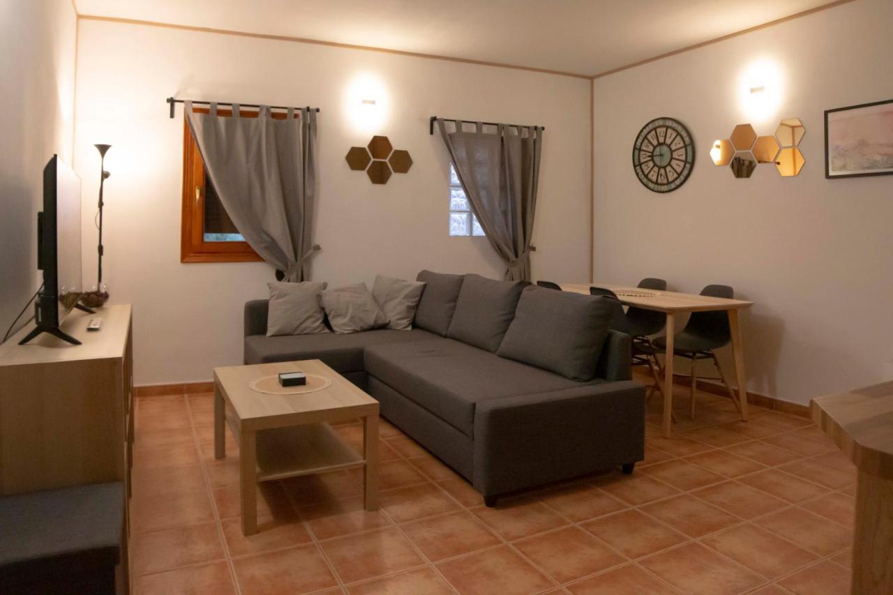 Apartamentos Erlueta Calatayud Εξωτερικό φωτογραφία