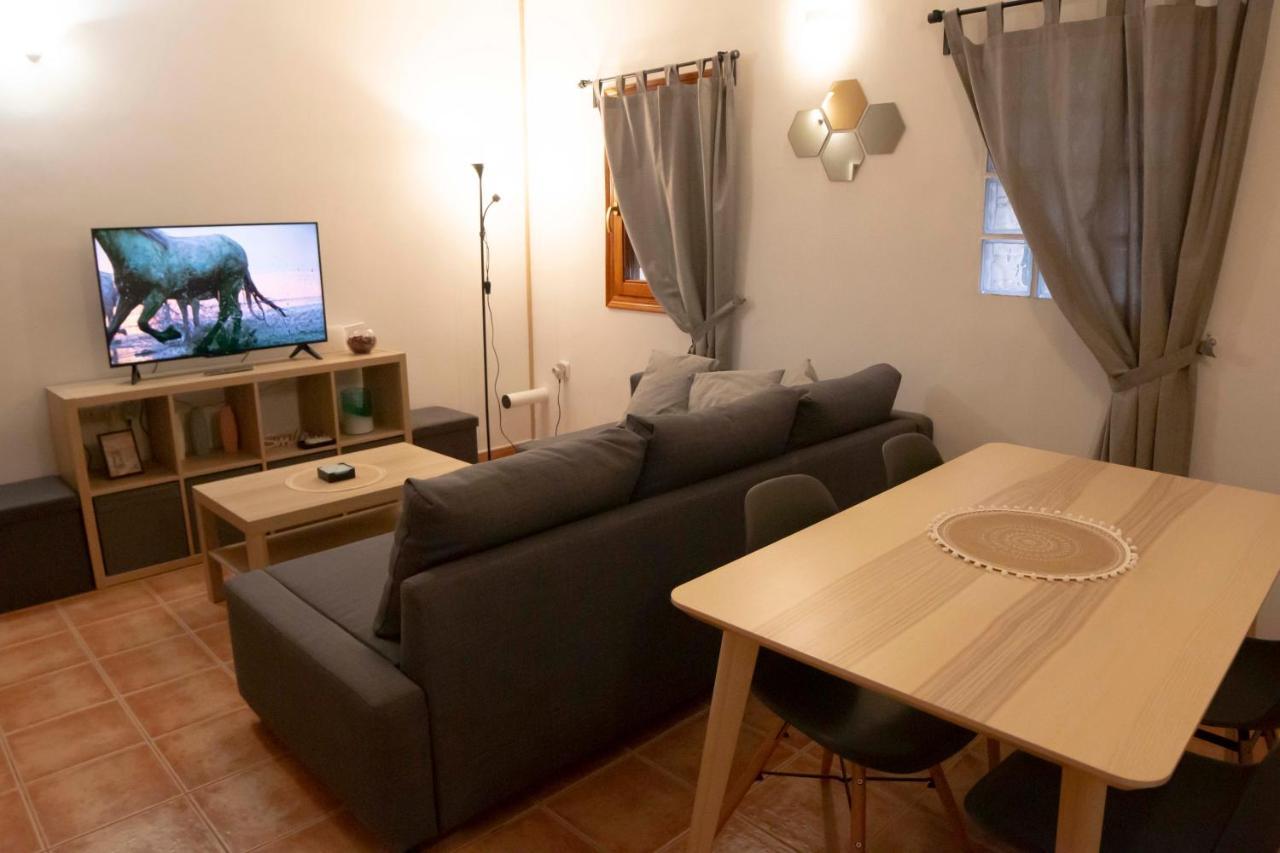 Apartamentos Erlueta Calatayud Εξωτερικό φωτογραφία