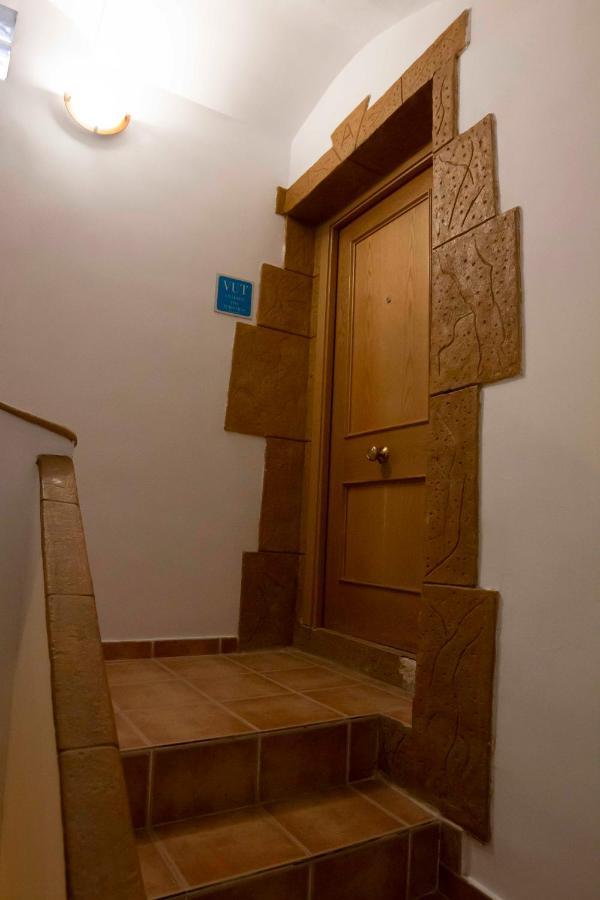 Apartamentos Erlueta Calatayud Εξωτερικό φωτογραφία